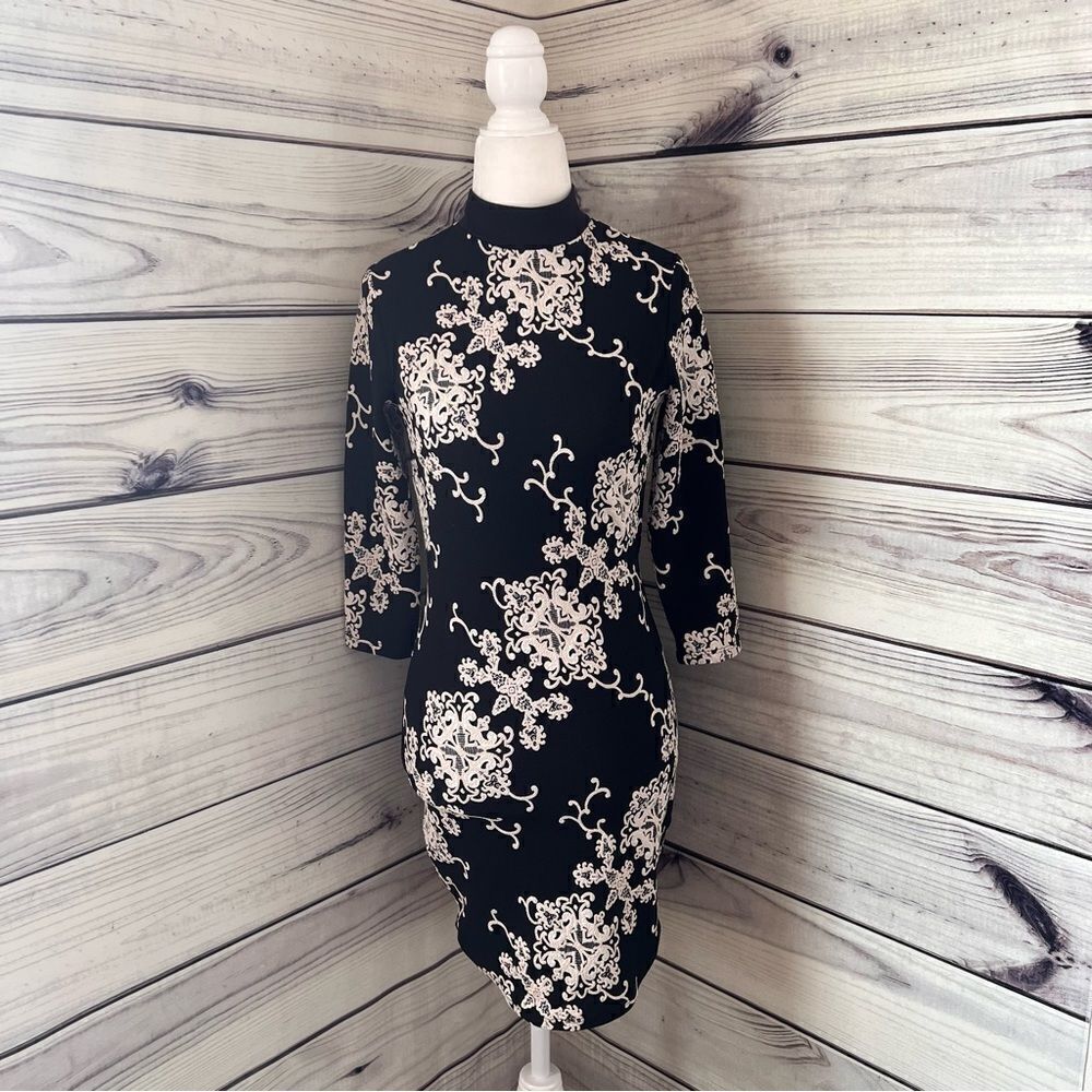 WINDSOR Black & Cream Mock Neck Backless Patterned Dress